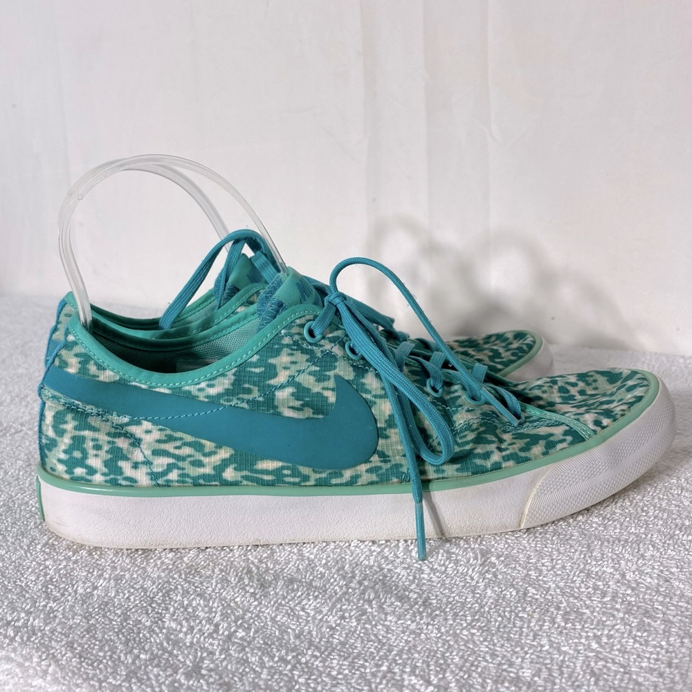 Nike Primo Court Turquoise Animal Print Lace Up Sneakers 9.5 Activewear